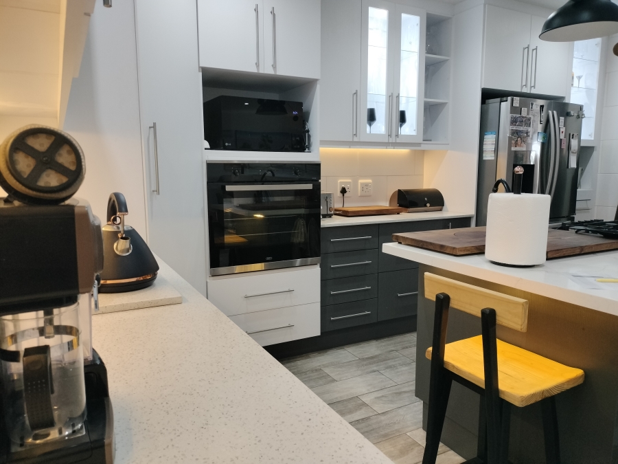 3 Bedroom Property for Sale in Tergniet Western Cape